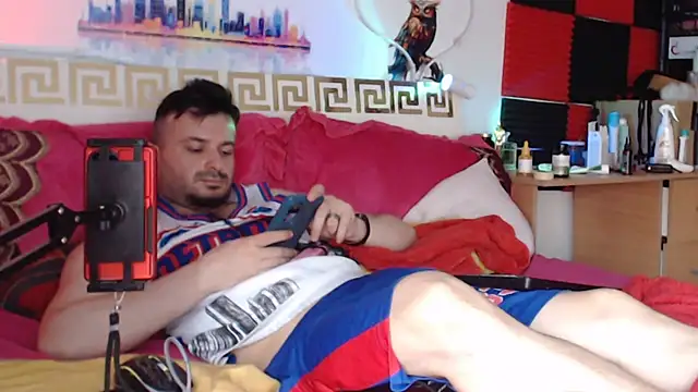 Hugec0ck007 Webcam show