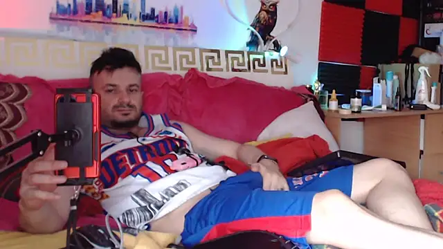 Hugec0ck007's Webcam Show