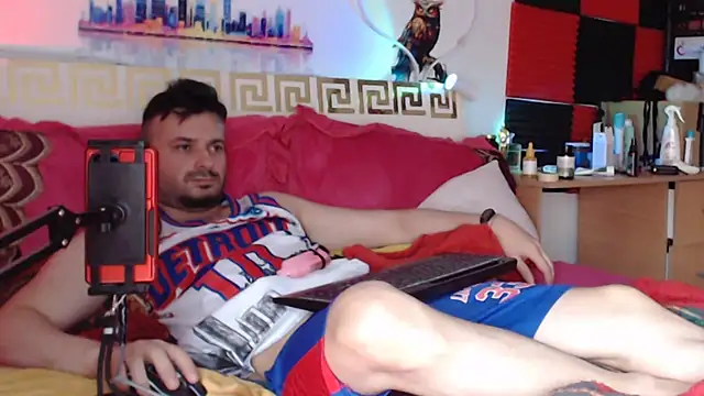 Hugec0ck007n Webbikameraesitys