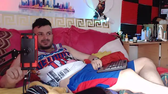 Hugec0ck007 Webcam show