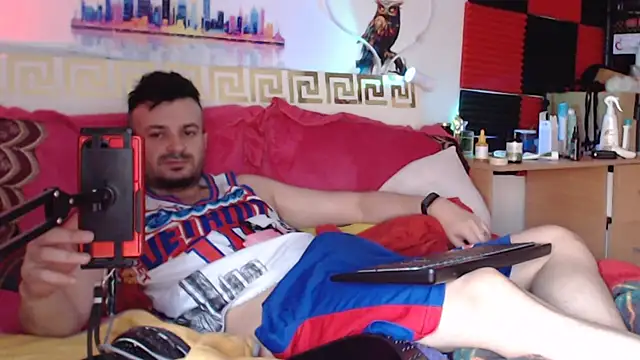 Hugec0ck007's Webcam Show