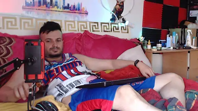 Hugec0ck007 webcam show
