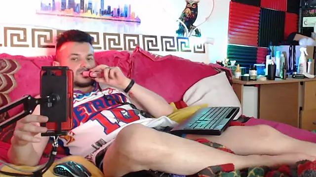 Hugec0ck007 Webcam show
