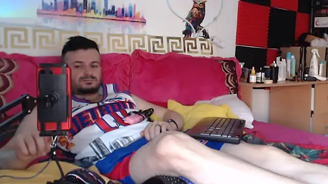 Hugec0ck007 Webcam show