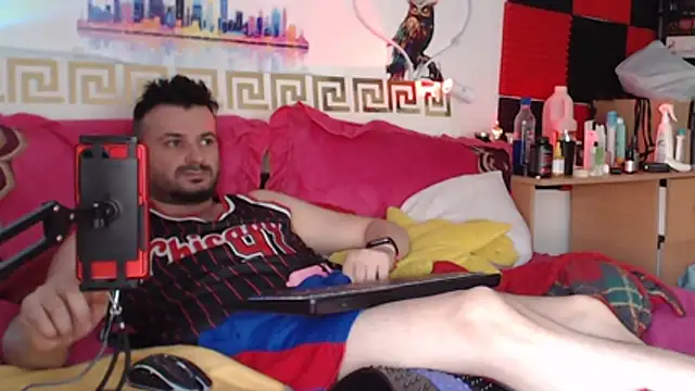 Hugec0ck007 Webcam Show