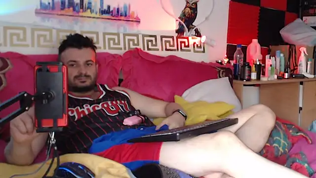 Hugec0ck007n Webbikameraesitys