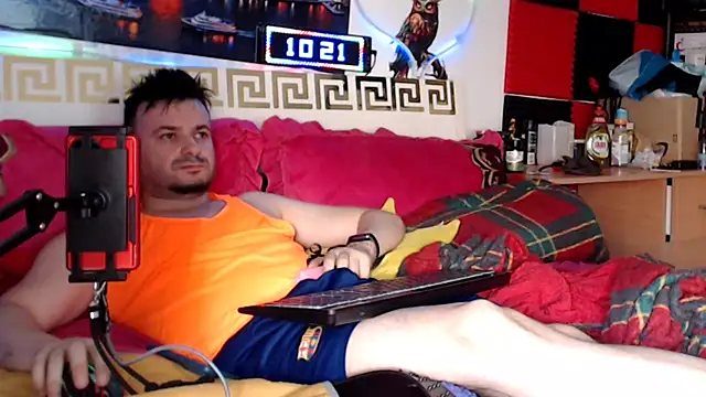 Hugec0ck007 Webcam-Show