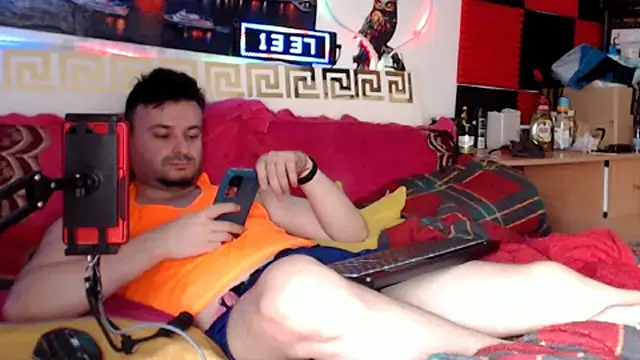 Hugec0ck007's Webcam Show