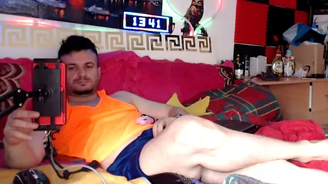 Hugec0ck007 Webcam show