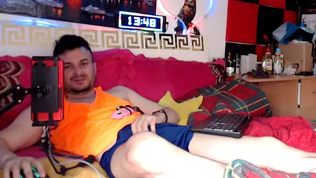 Pokazy przed kamerką – Hugec0ck007