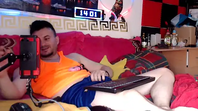 Hugec0ck007 – webcam-show