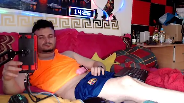 Hugec0ck007 Live XXX-Chat
