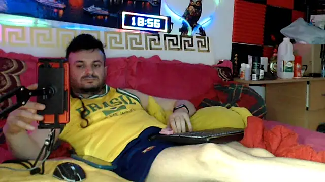 Hugec0ck007 Webcam show