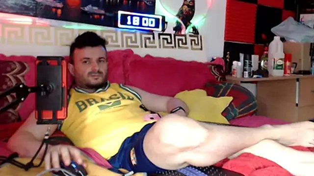 Hugec0ck007 Webcam show