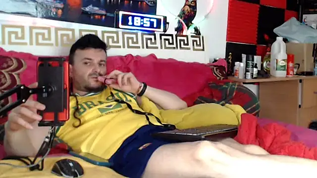 Hugec0ck007 Webcam show