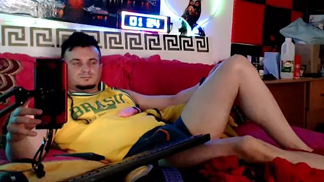 Pokazy przed kamerką – Hugec0ck007