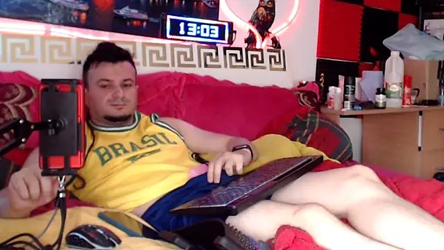 Hugec0ck007 Webcam show
