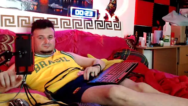 Hugec0ck007 Webcam show