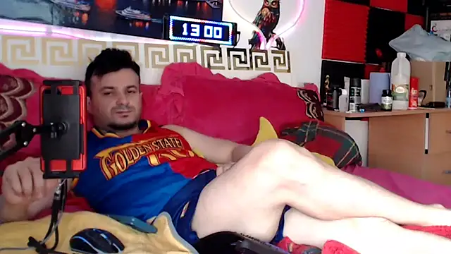 Pokazy przed kamerką – Hugec0ck007