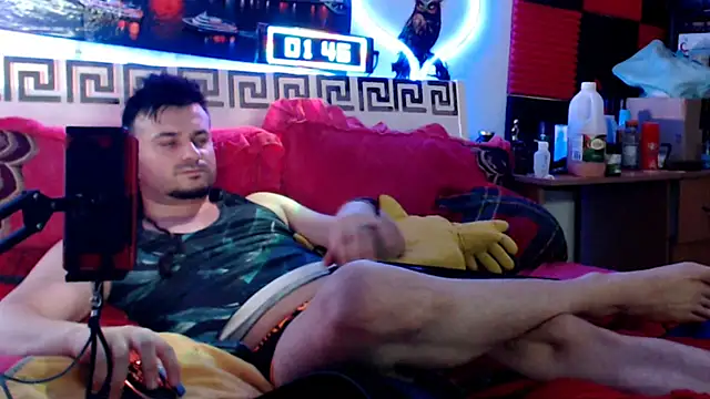 Hugec0ck007's Webcam Show