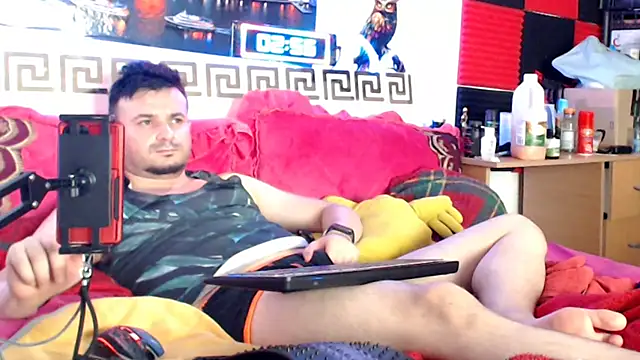 Hugec0ck007 Webcamshow