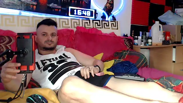 Hugec0ck007 Webcam show