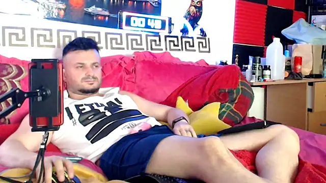 Hugec0ck007 – webcam-show