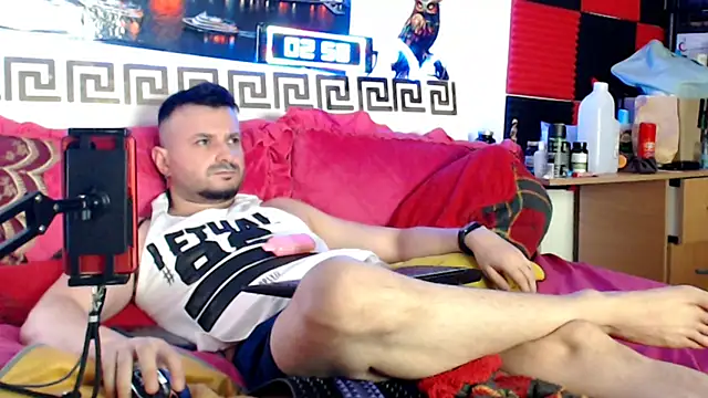 Hugec0ck007 Webcam Show