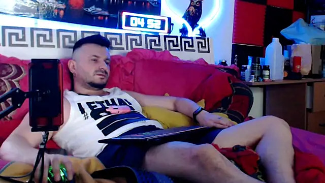 Hugec0ck007 Webcam show