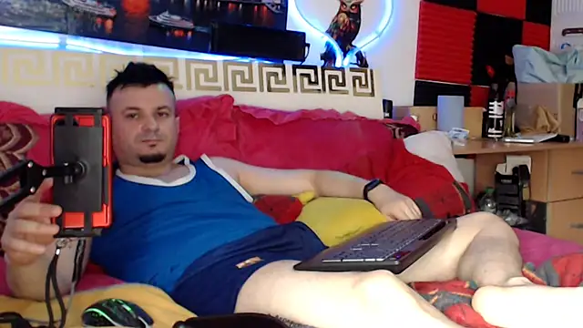 Webkamerová show Hugec0ck007