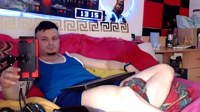 Hugec0ck007 – webcam-show