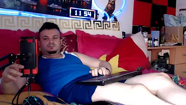 Hugec0ck007 Webcamshow