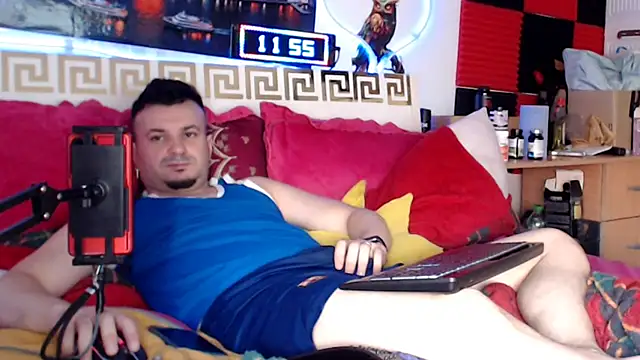Webkamerová show Hugec0ck007