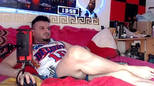 Hugec0ck007 Webcam show