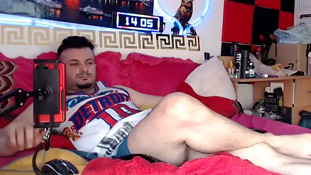 عرض كام Hugec0ck007