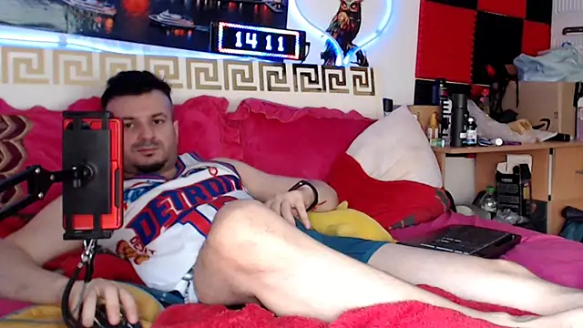 Hugec0ck007 Webcam show