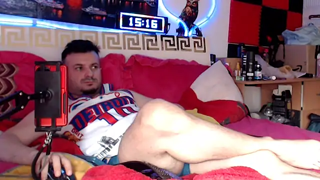 Hugec0ck007's Webcam Show