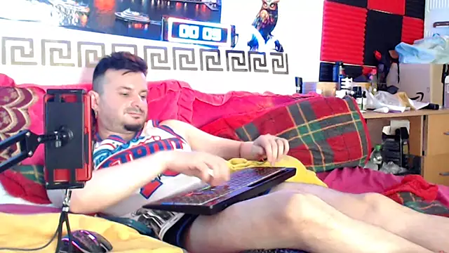 Webkamerová show Hugec0ck007