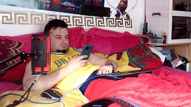 Hugec0ck007 Webcam show