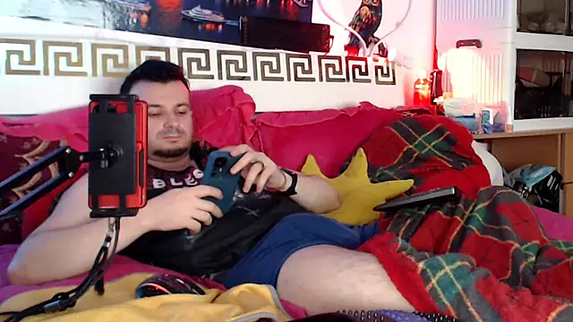 ErotictoyboyF69 Webcam show