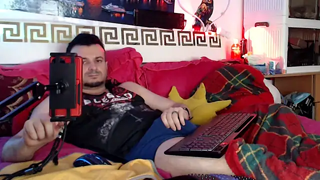 Pokazy przed kamerką – ErotictoyboyF69
