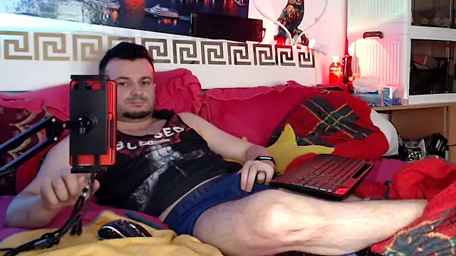 ErotictoyboyF69 Webcam show