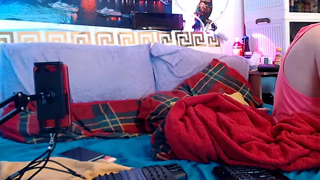 ErotictoyboyF69 Webcam show