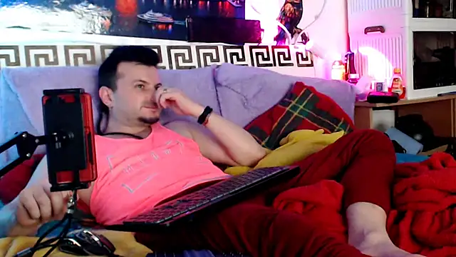 ErotictoyboyF69 Webcam show