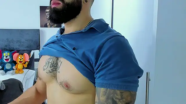 Show modela Zack_Froone na web-kameri