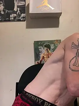 Show de monstercock60000 na webcam