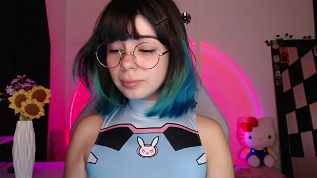 YUKII-UWU Webcamshow