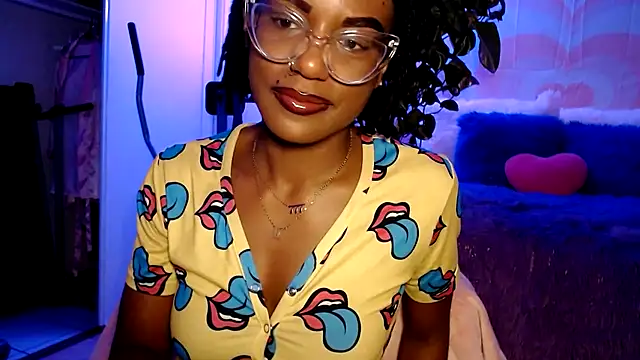 Chat XXX en directo de CocoSage