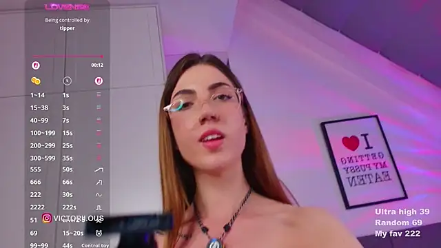 Mrs_Tory's Live XXX Chat