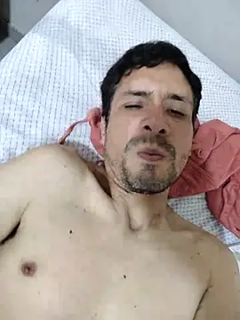 Solitario_Apasionado Show in webcam